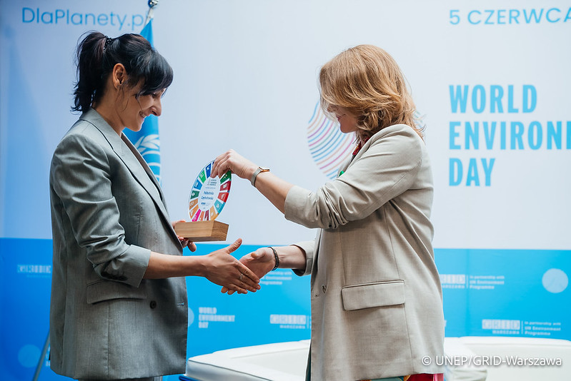 54569895472 2e84859e6b c