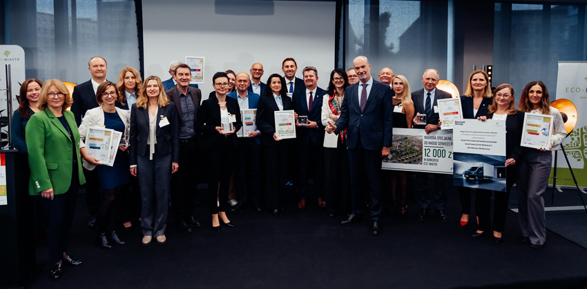 54874281215 0f29f7cb2e k